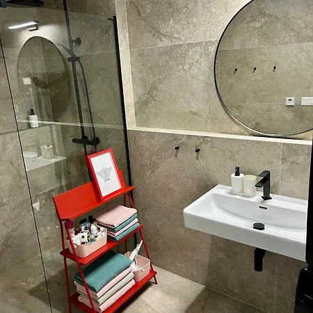 Meridian - Stylish Brand New In The Center Apartmán Bratislava